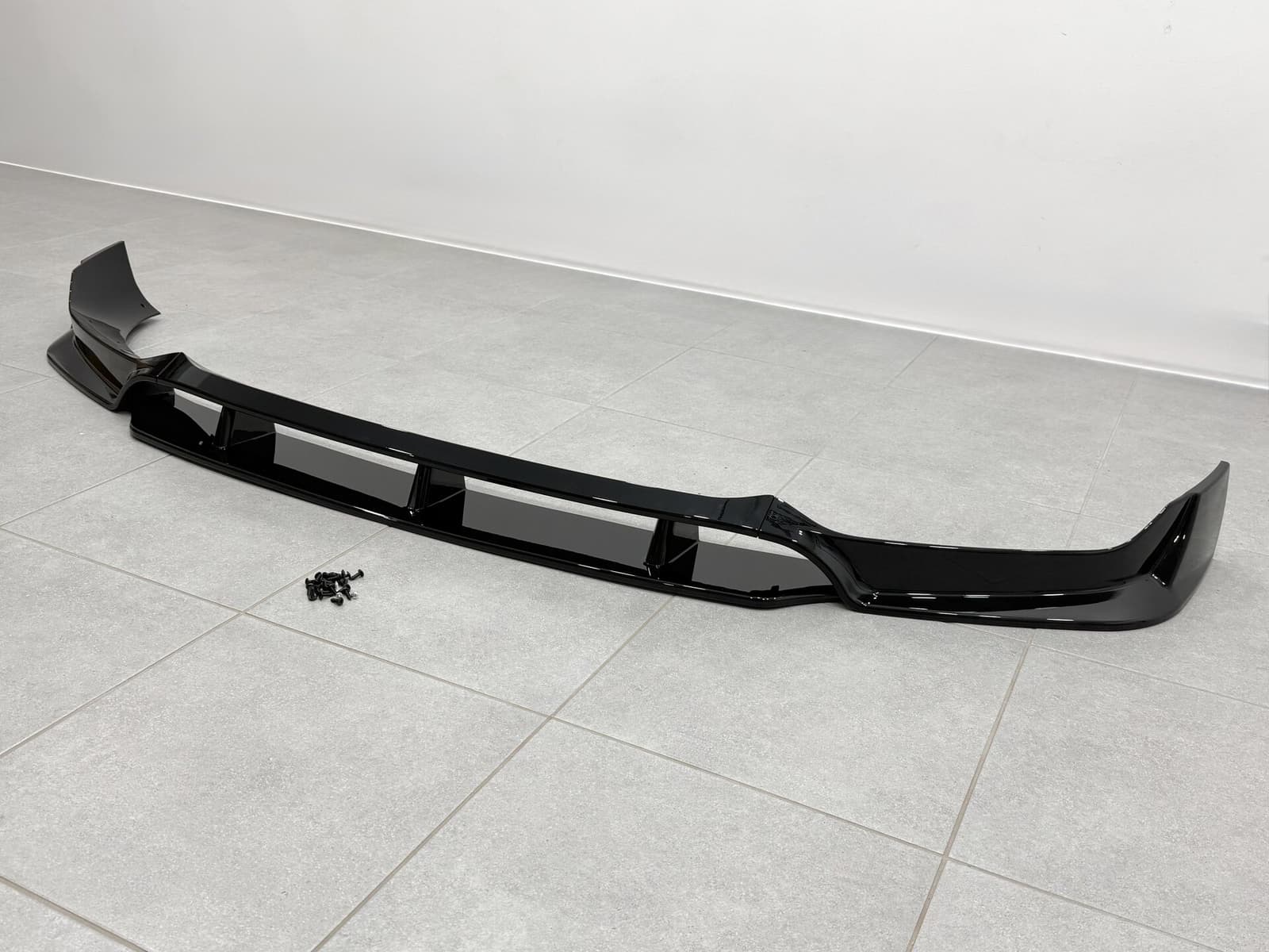 Юбка переднього бампера M paket Paradigm Black Knight для BMW X6 G06 2018-2022, колір чорний глянець 2
