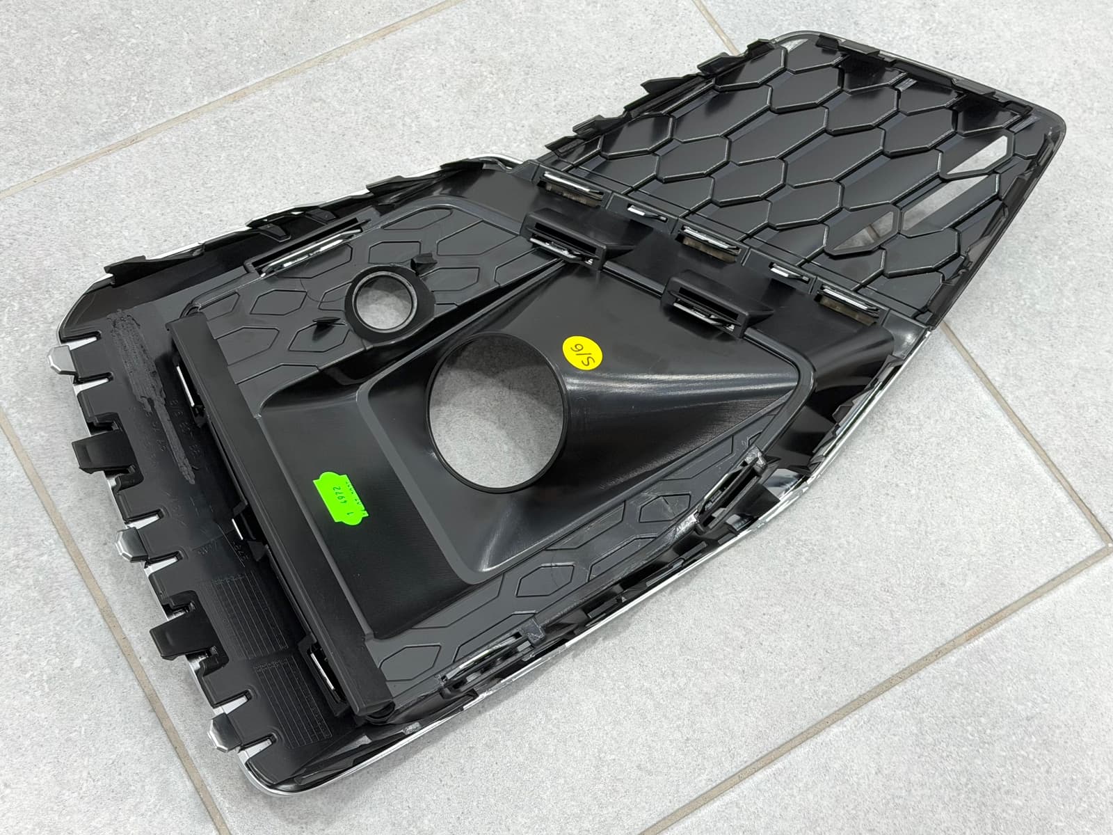 Решітка бампера ЛІВА S-Line 8W6807681T3Q7 для Audi A5 B9 2020-2025 6