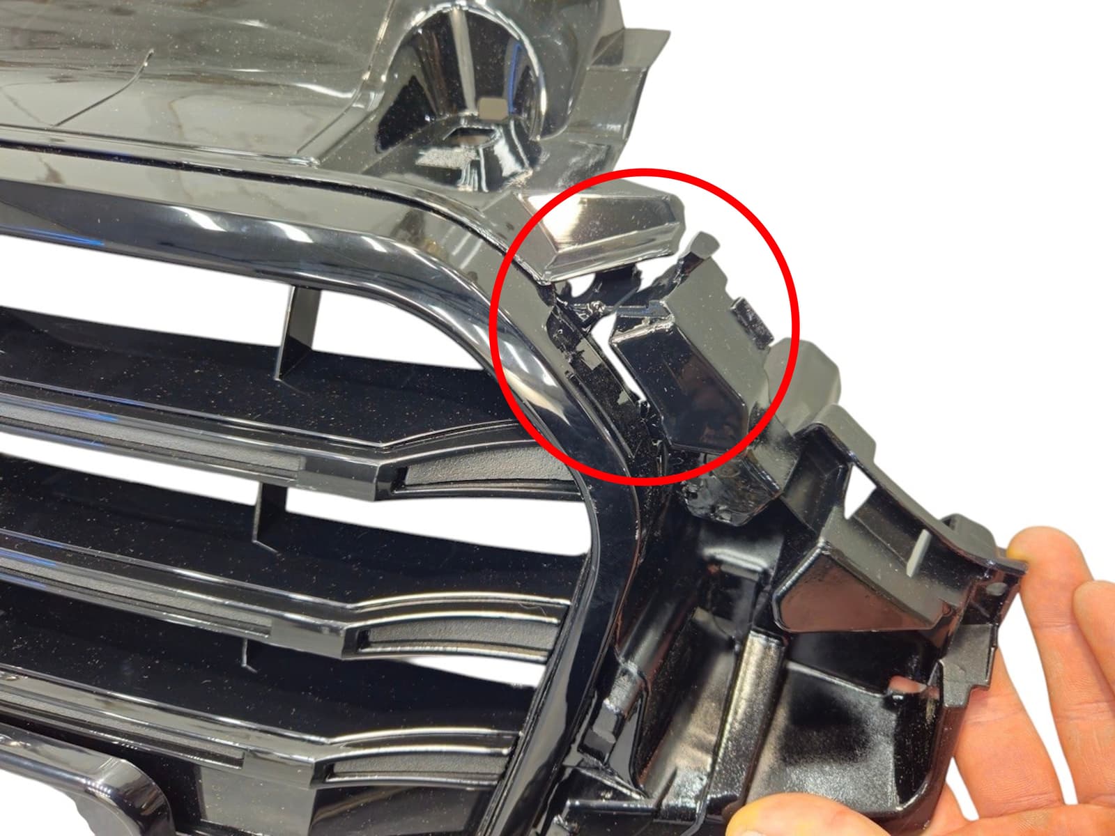 Решітка радіатора Full Black (в стилі S3) ПОШКОДЖЕНА №1 на Audi A3 8V 2012-2016 року 2