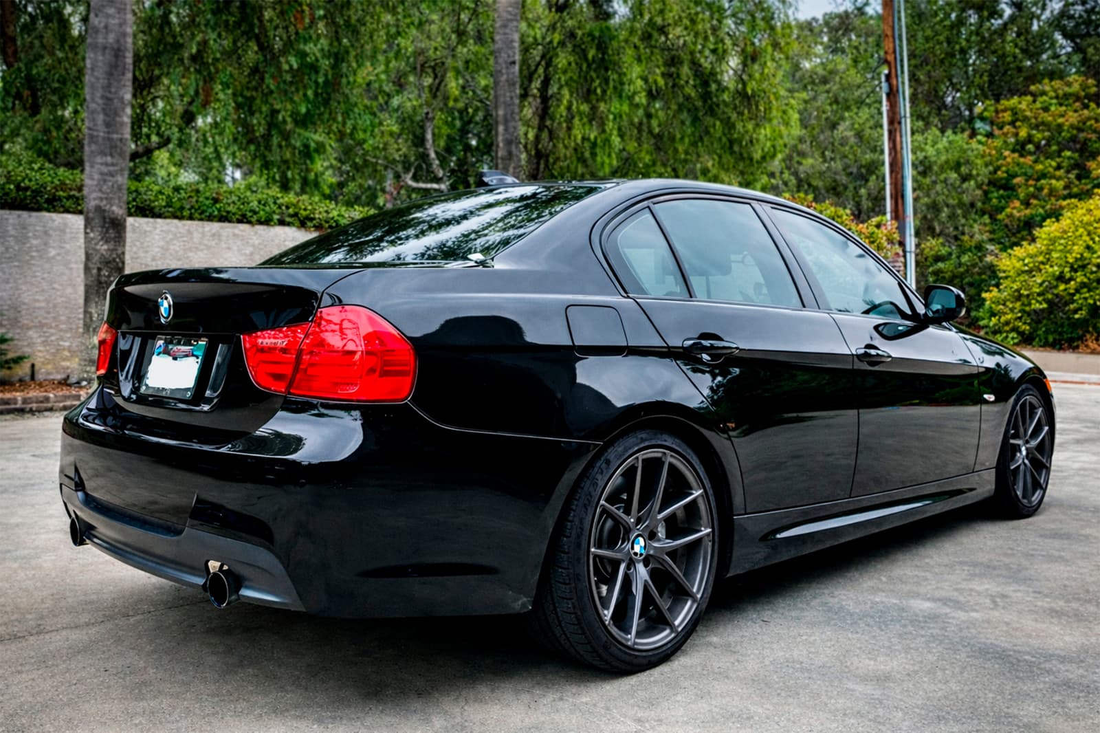 Комплект обвісів M-Sport (для E90 2008-2011) Двосторонній одинарний вихлоп 3