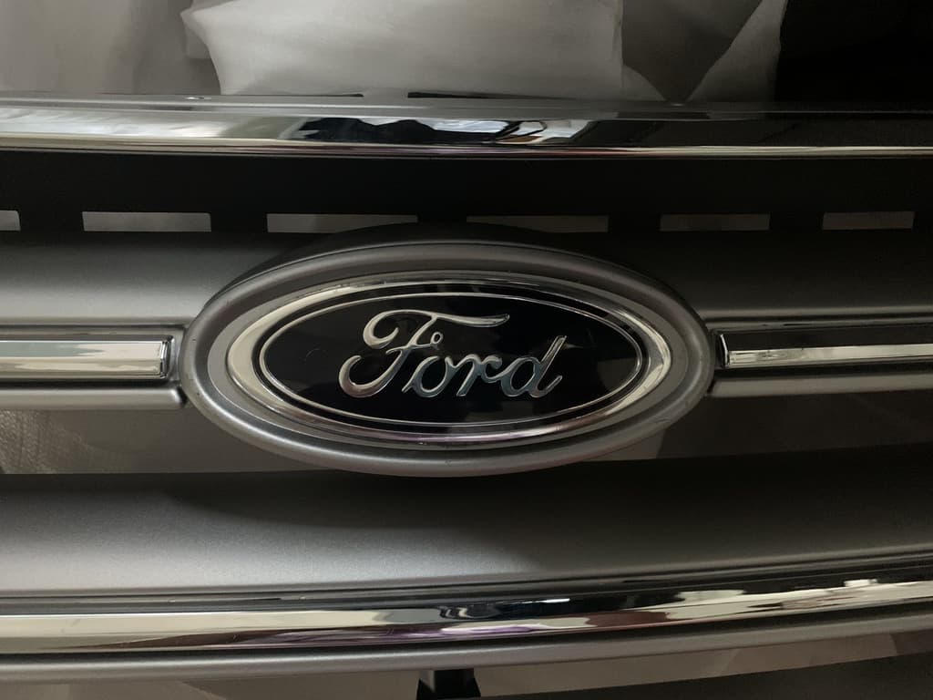 Емблема Ford (самоклейка) 115мм на 45мм 2