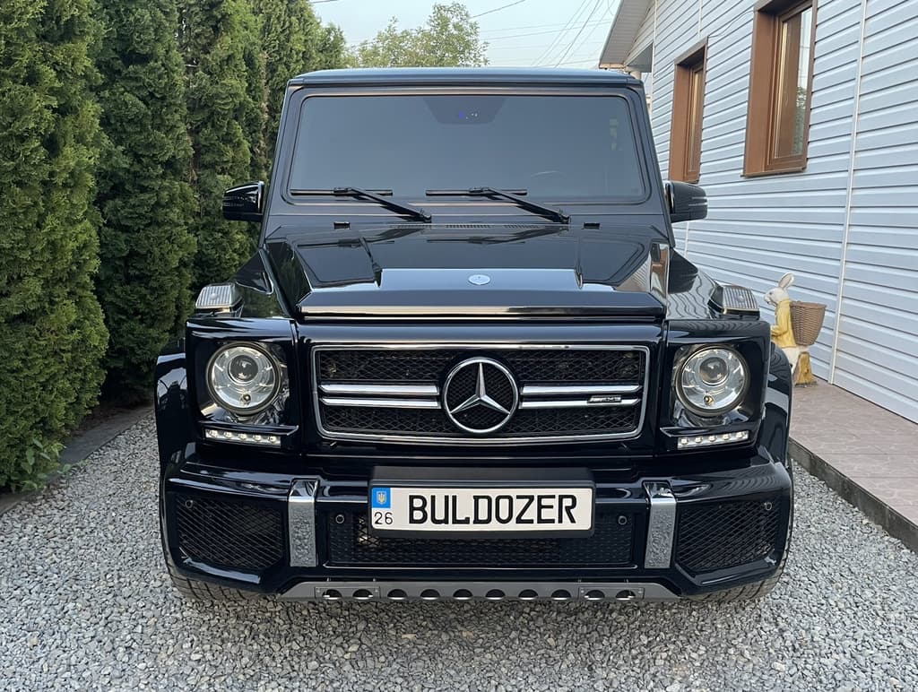 Передній бампер AMG G63/G65 (в зборі) G65 (чорна сітка) 5