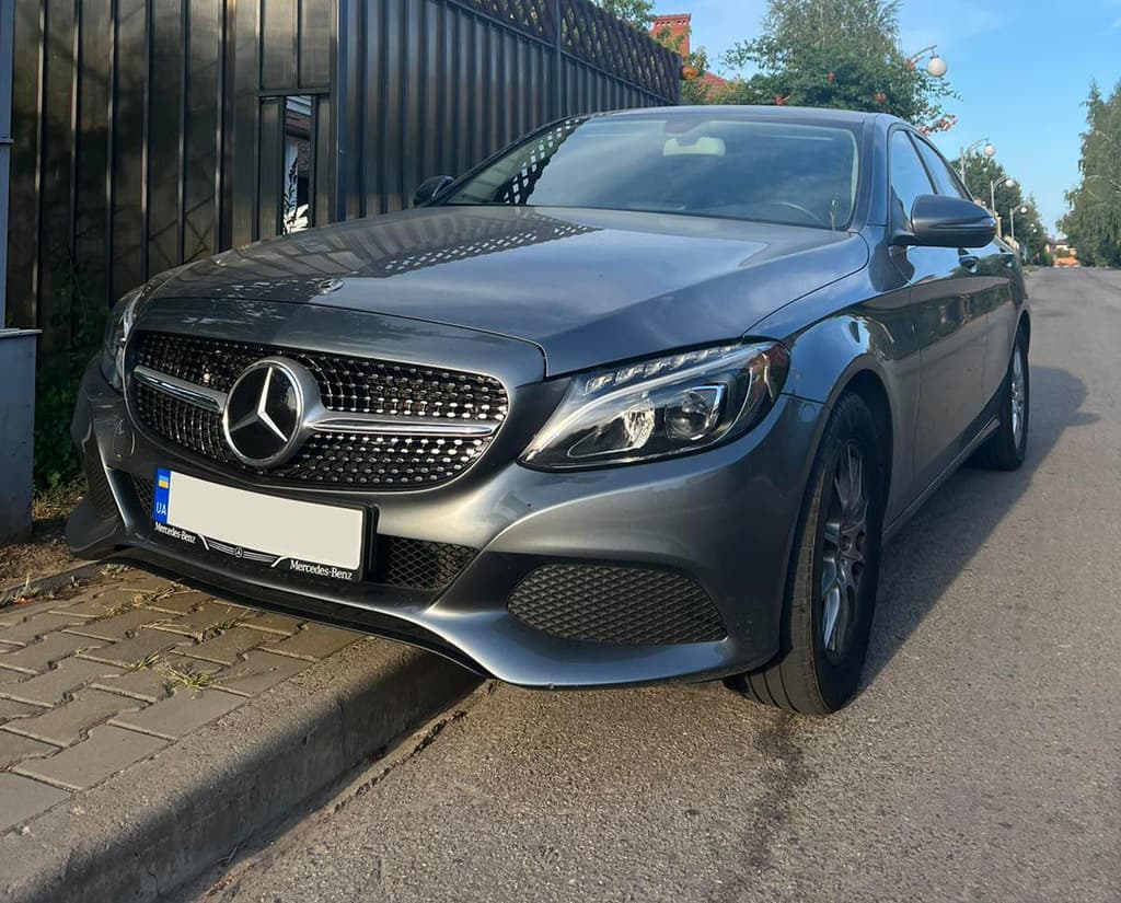 Передня решітка Diamond Silver (для Avantgarde/AMG-Line/C43 AMG) 2018+, без камери 5
