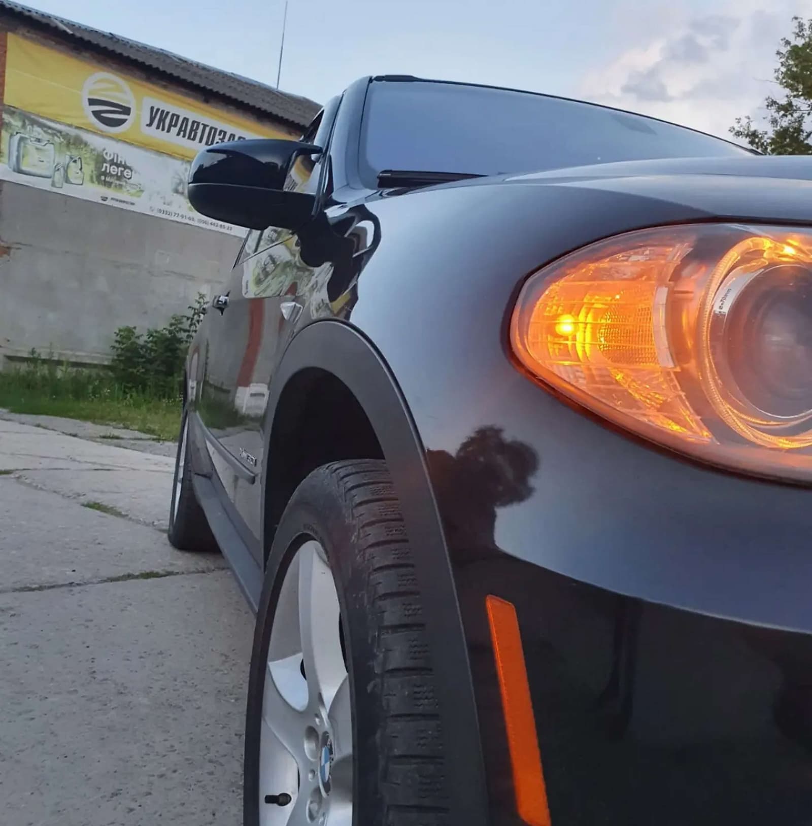 Накладки на дзеркала Чорний глянець (M - Look) на BMW X5 E70 2010-2013 року 6