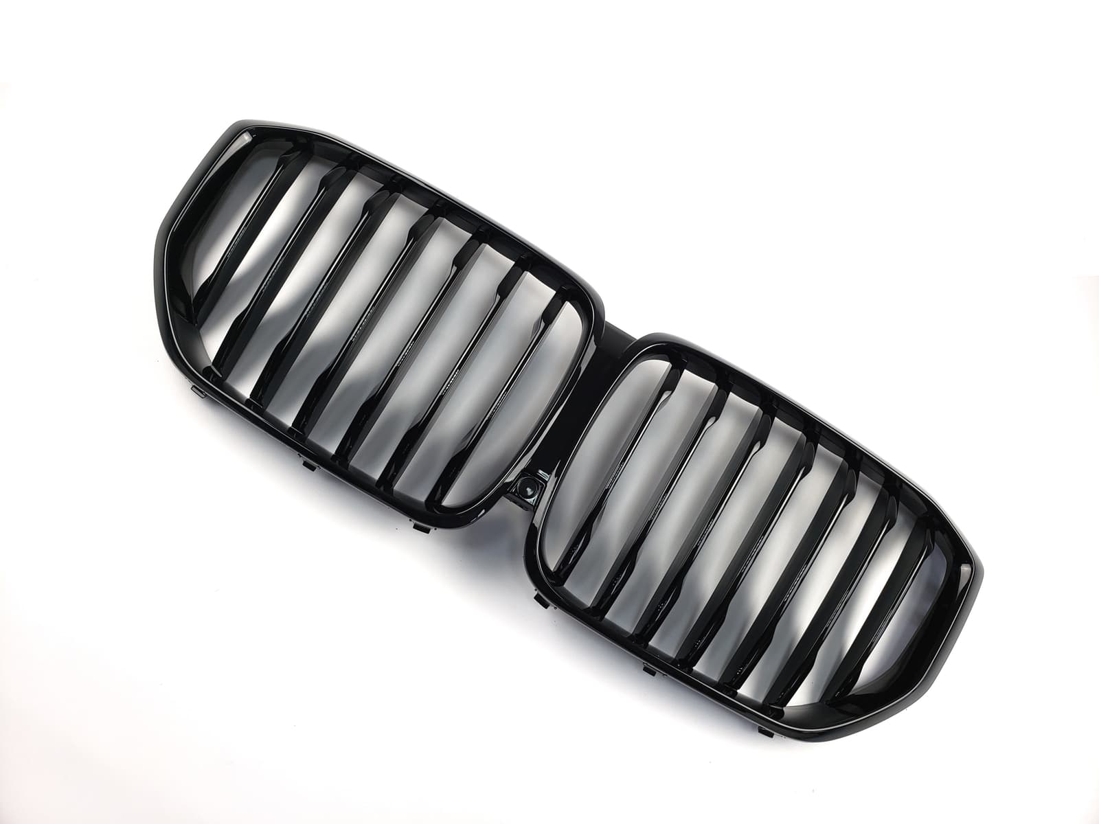 Ніздрі Чорний глянець (1 BAR) на BMW X5 G05 2018-2022 року 3
