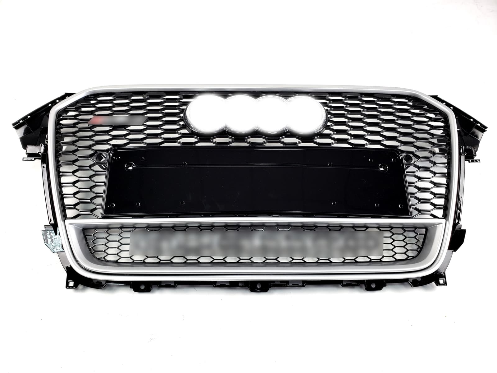 Решітка радіатора Silver Black (стиль RS4 quattro) на Audi A4 B8 2011-2015 року 2