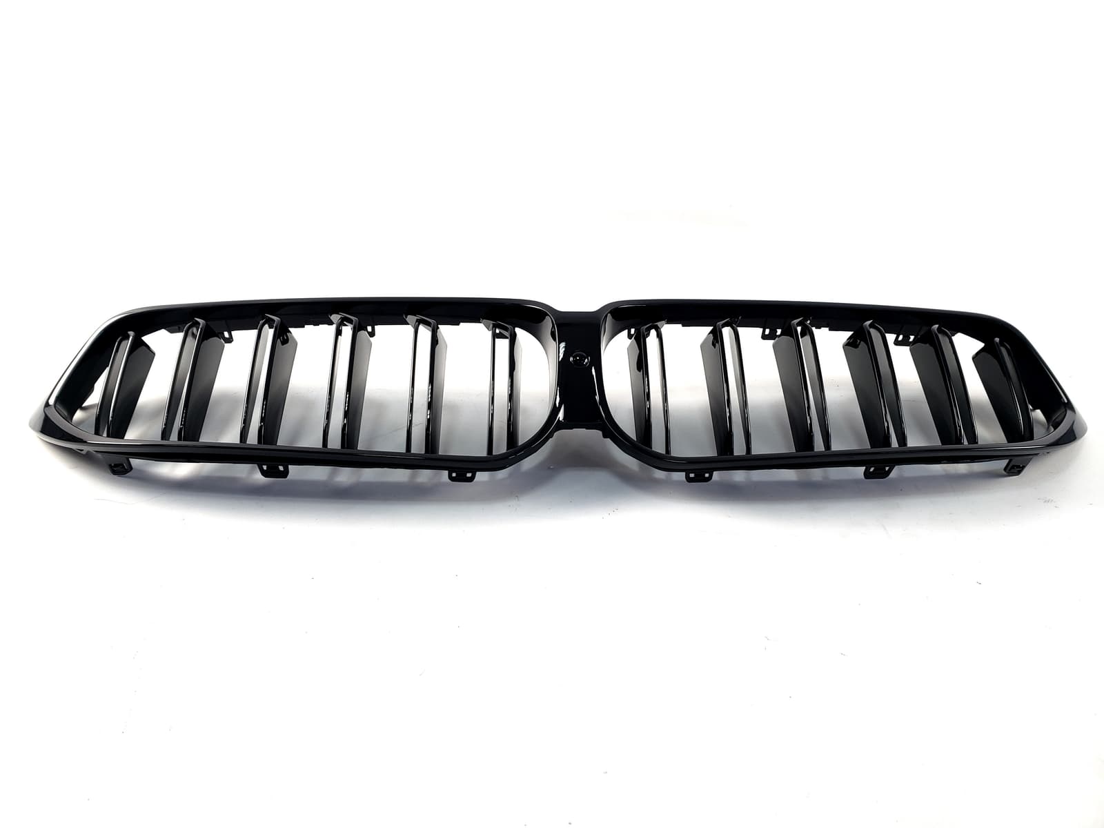 Ніздрі Чорний глянець (Подвійні M-Look) на BMW 6 Series (GT) G32 2020-2022 року 2