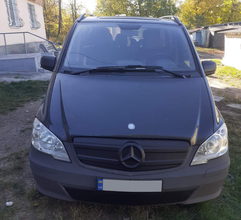 Зимова накладка на решітку V2 (2010-2015) Глянцева