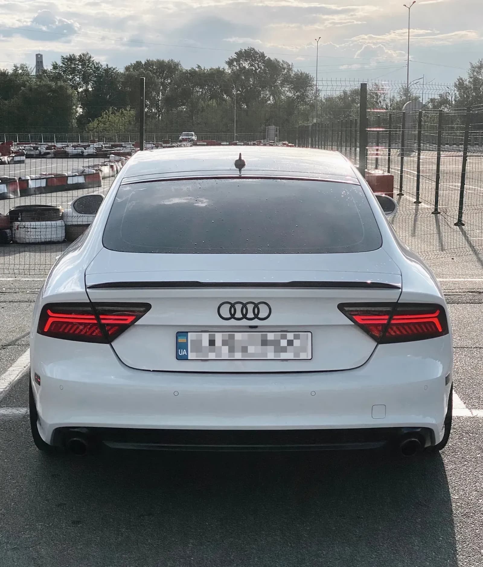 Спойлер Чорний глянець на Audi A7 4G 2010-2014 року 6