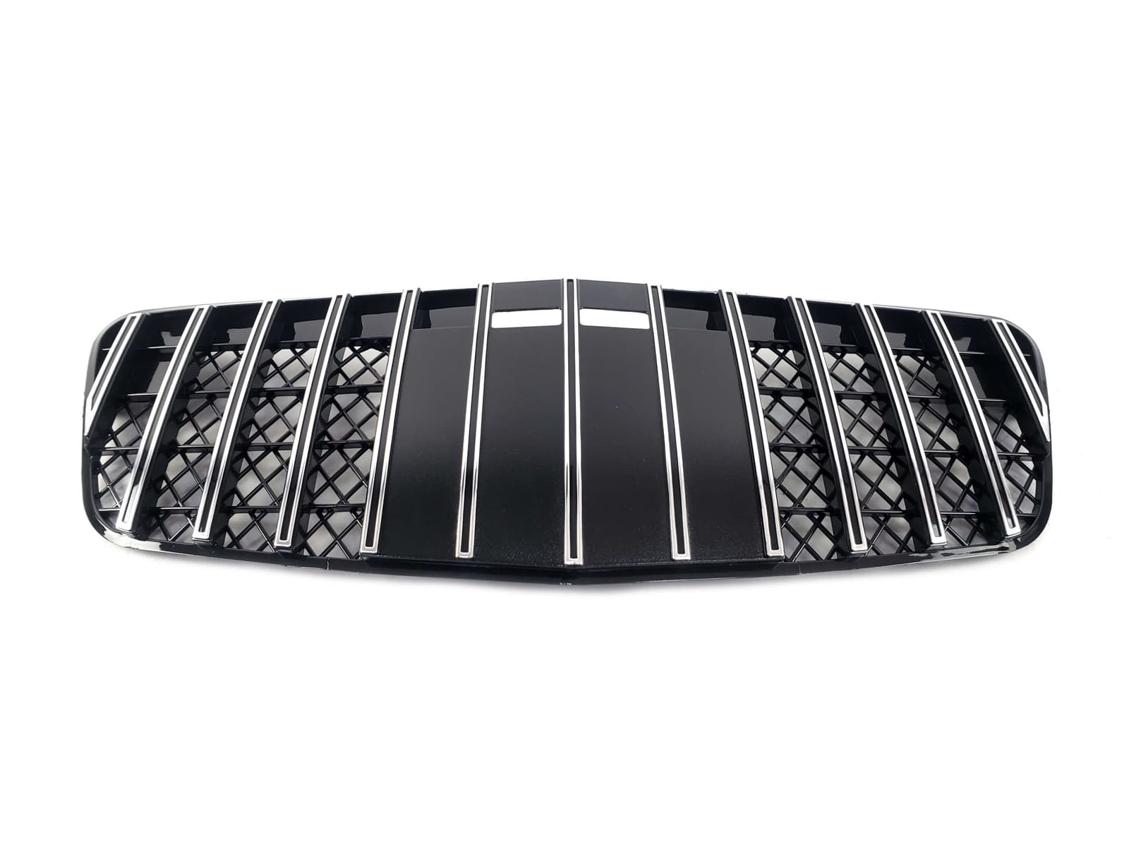Решітка радіатора Chrome Black GT на Mercedes-Benz E-Class W211 2007-2009 року 2