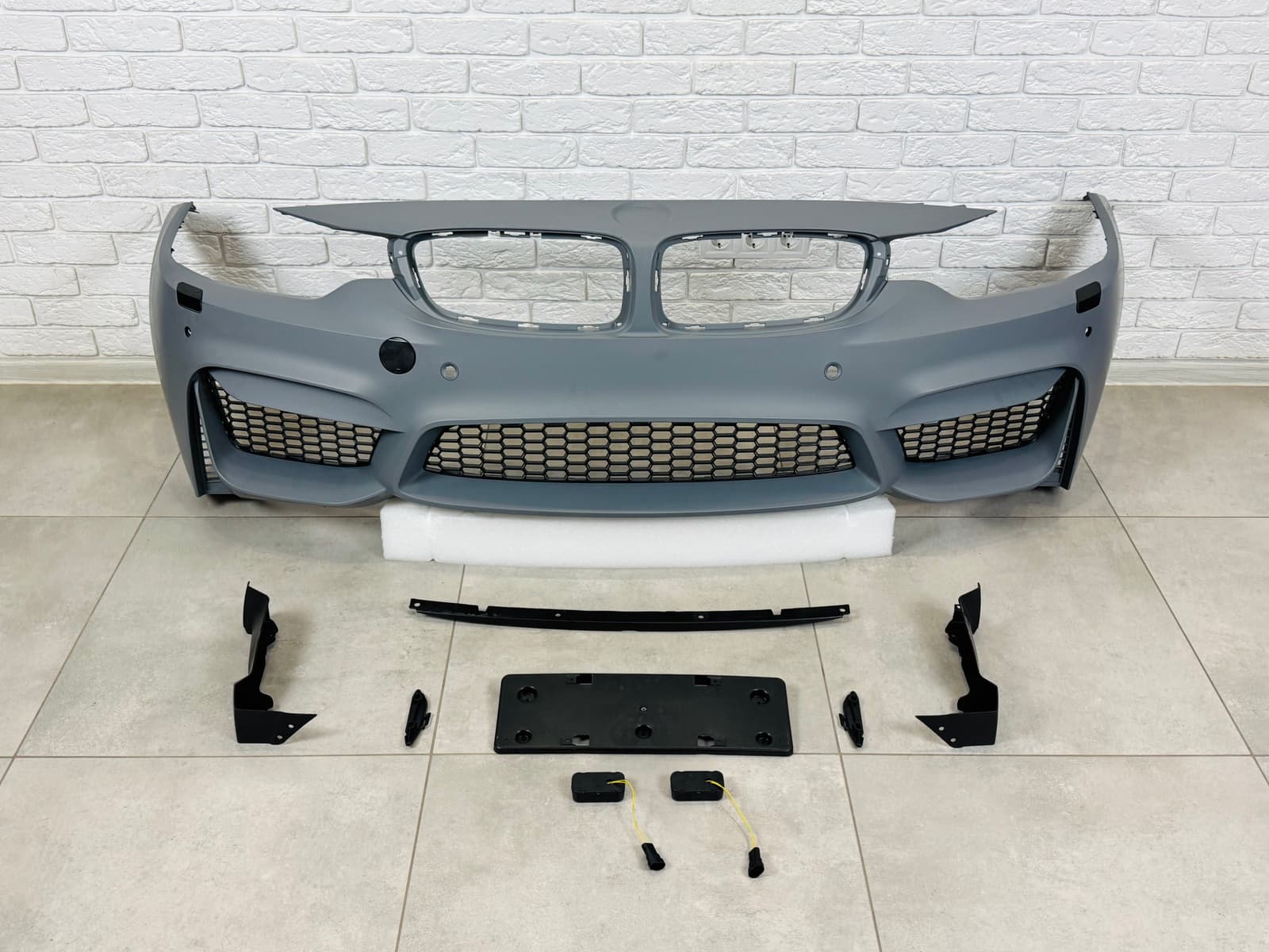 Бампер передній у сборі M4 для BMW 4 series F32 / F33 / F36 2013-2020
