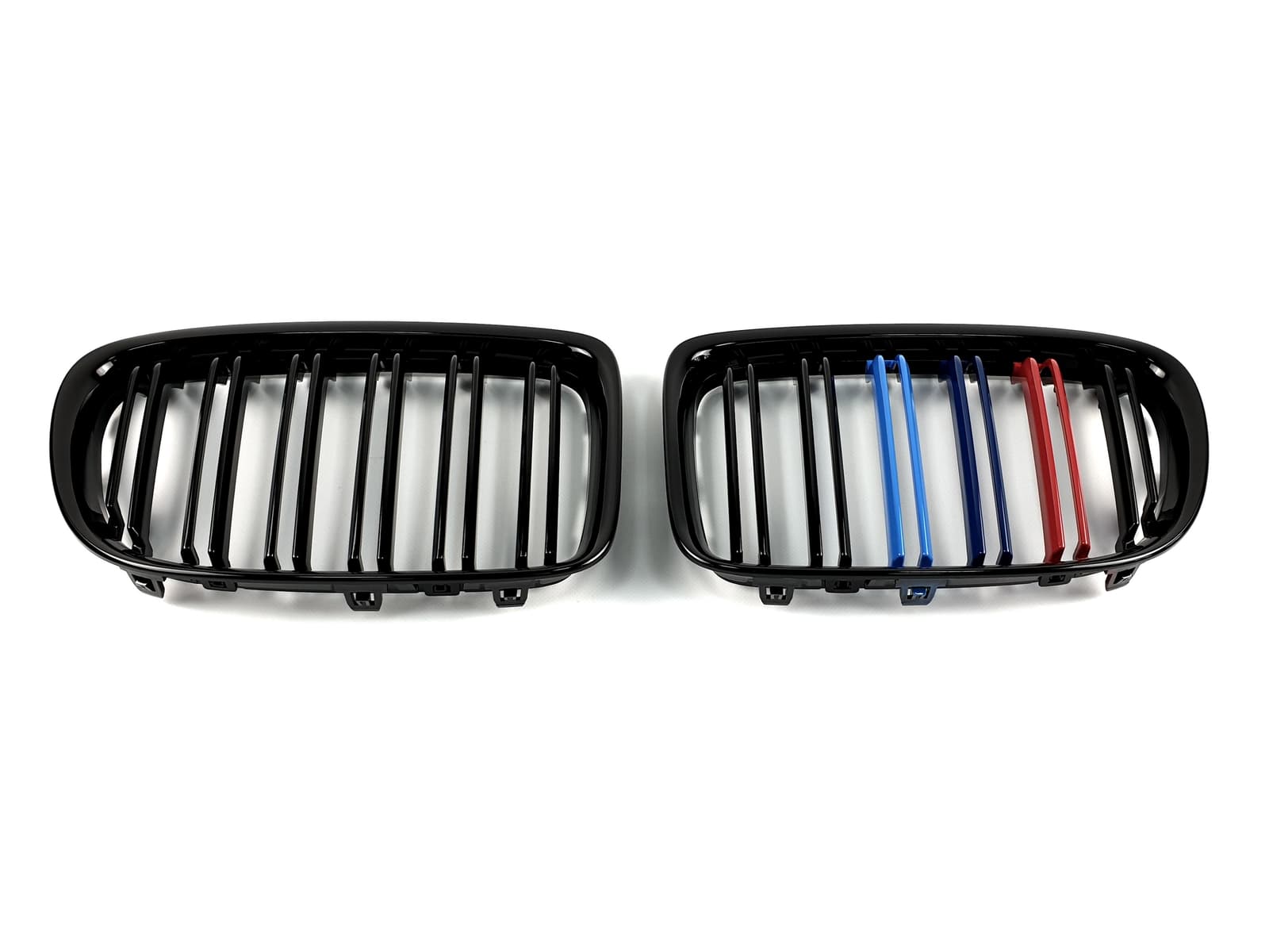 Ніздрі M-color (Подвійні M-Look) на BMW X1 E84 2009-2015 року 2