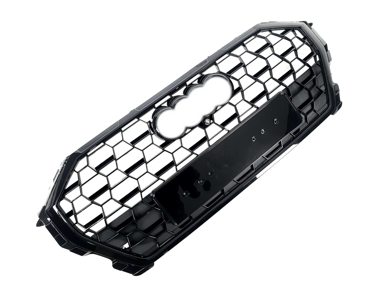 Решітка радіатора Full Black (в стилі RSQ3) на Audi Q3 83A 2018-2023 року 2