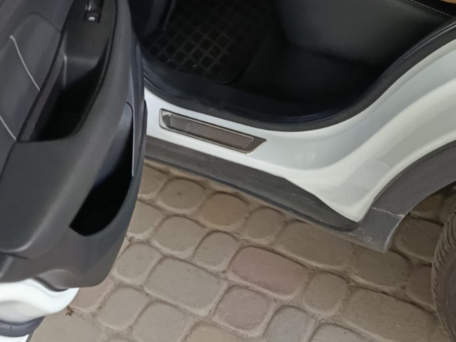 Універсальні накладки на пороги BMW M Performance V-1 (4 шт., нерж) 3