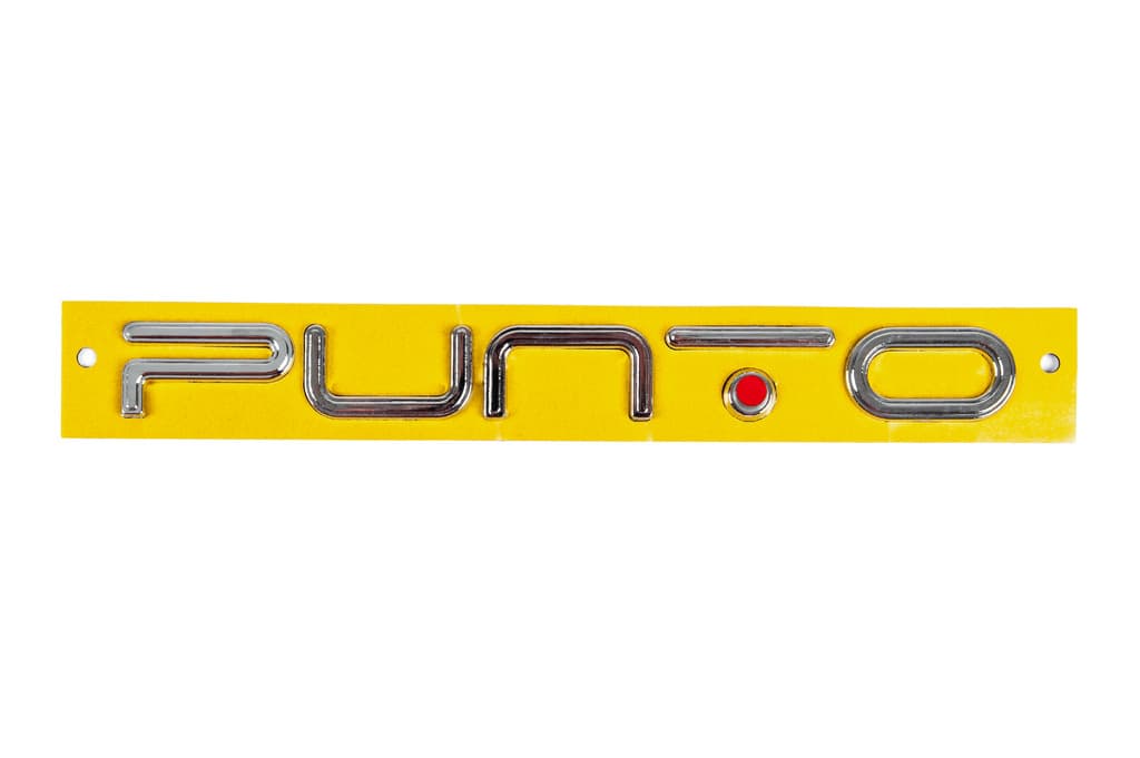 Напис Punto для EVO (червона точка, 2037a)