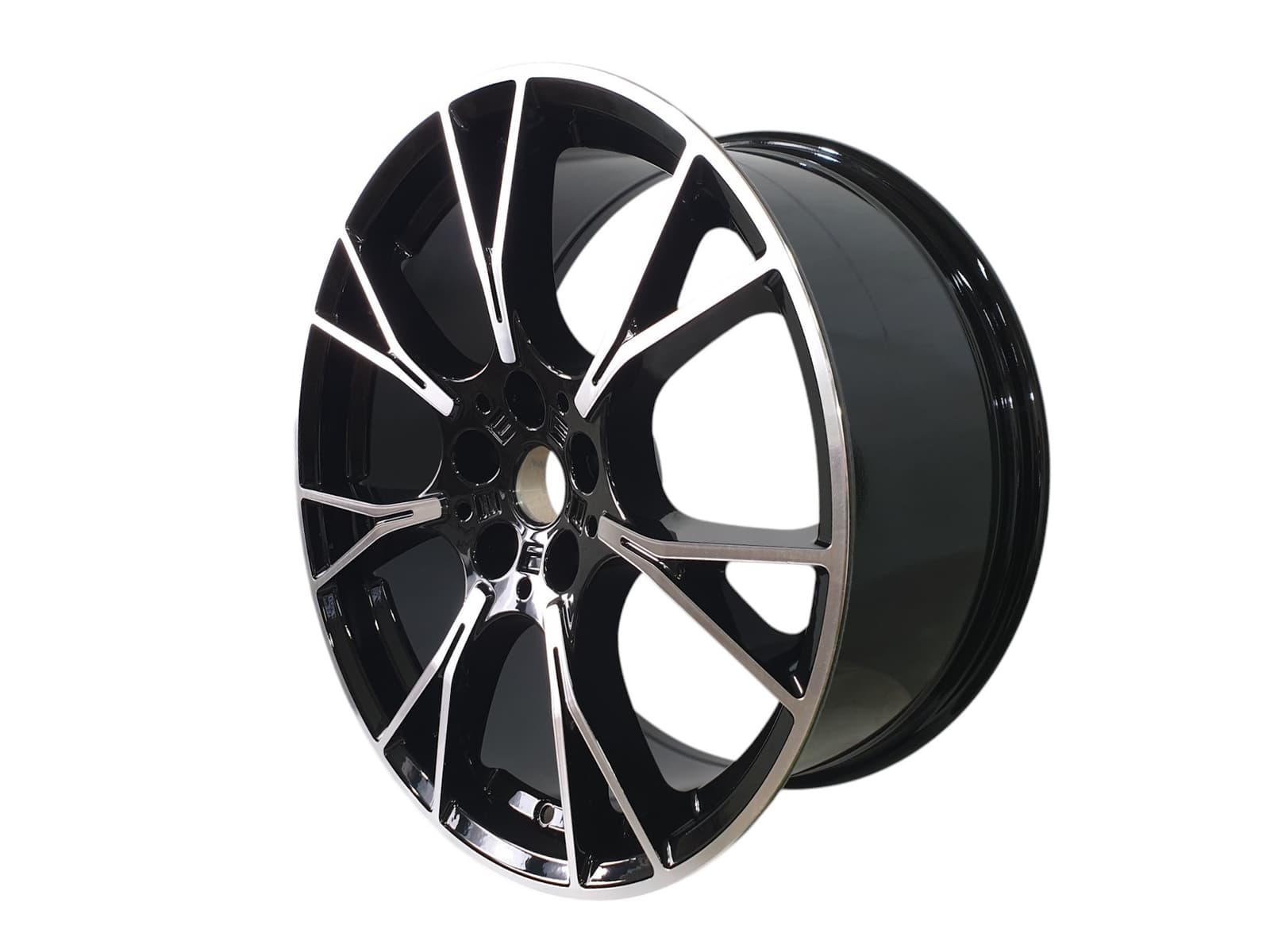 R18 BMF Диски (одноширокі) на BMW 3 Series F30 / F31 2011-2018 року 2