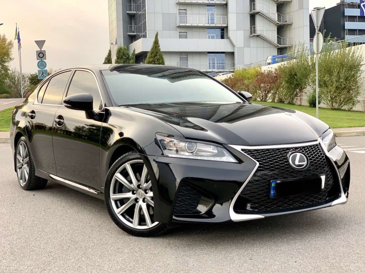 Бампер передній Lexus GS 2012-2015 у стилі GS F sport рестайлінг 2016+ (комплектний)