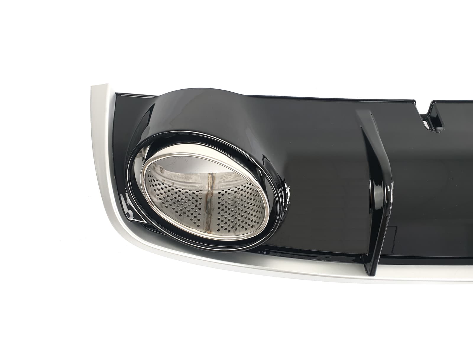 Дифузор (заднього бампера) Black Silver / Chrome Pipe (в стилі RS4) на Audi A4 B8 2011-2015 року 2