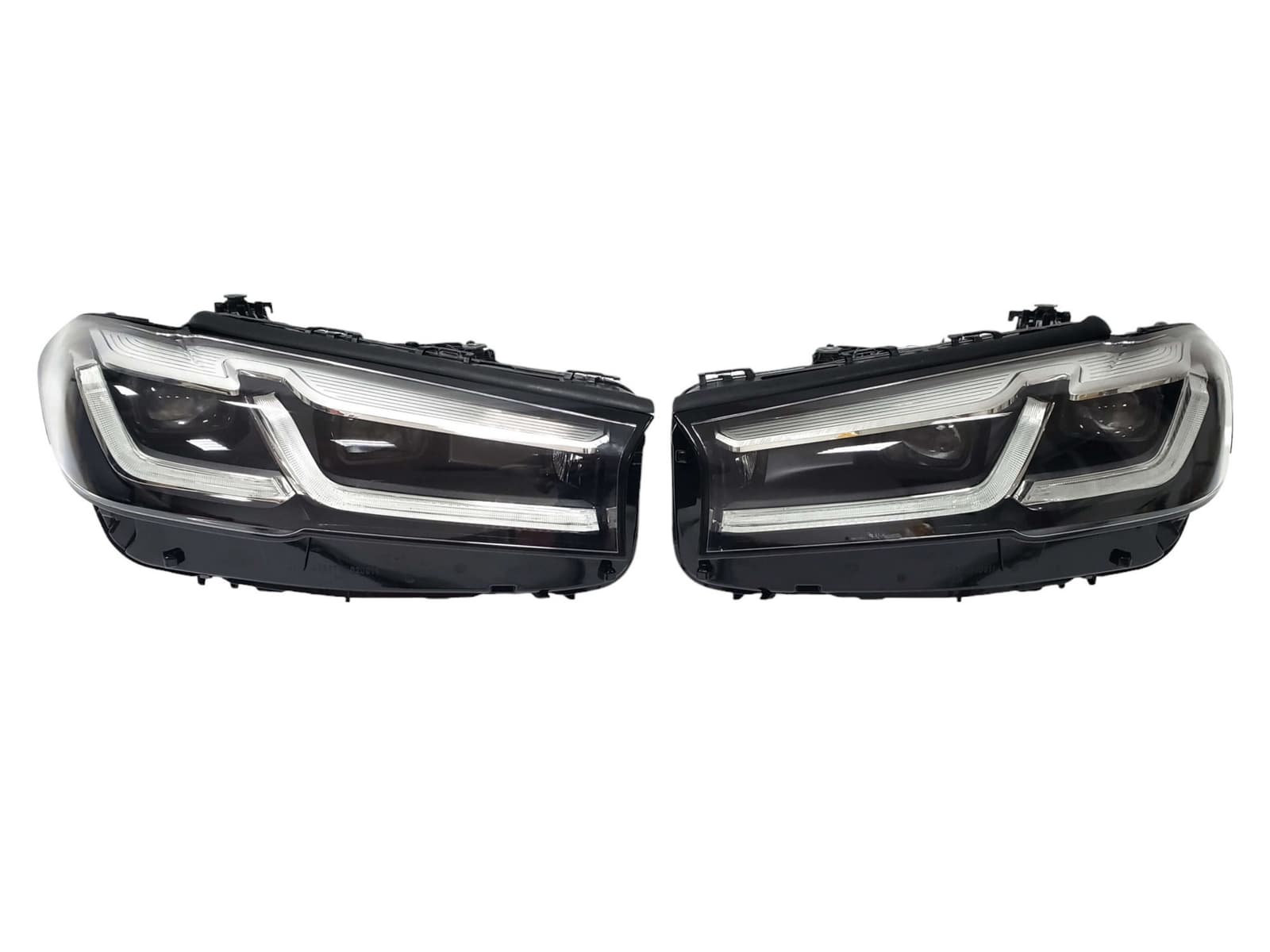 Передні фари (Full Led) оригінал комплектні на BMW 5 Series G30 / G31 2020-2023 року