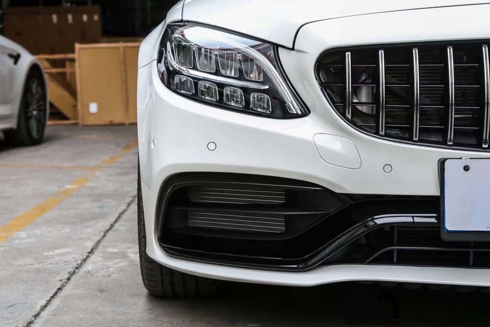 Комплект обвісів з дифузором (AMG C63-designs 2018-2021) 2