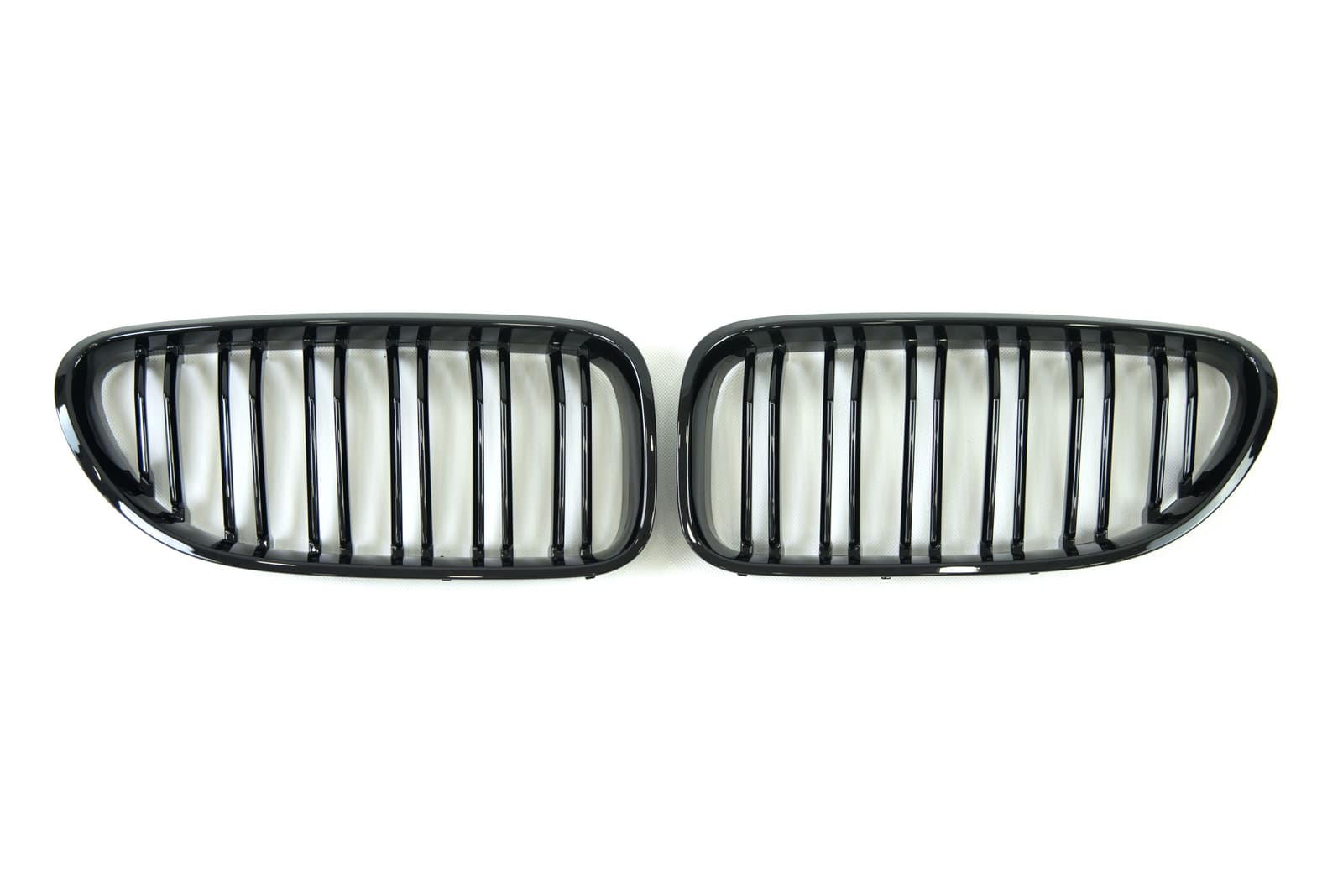 Ніздрі Чорний глянець (Подвійні M-Look) на BMW 6 Series F06 / F12 / F13 2012-2017 року