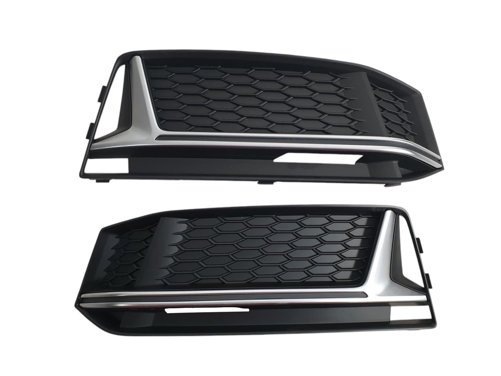 Решітки в бампер (S4) S-Line V2 на Audi A4 B9 2015-2019 року