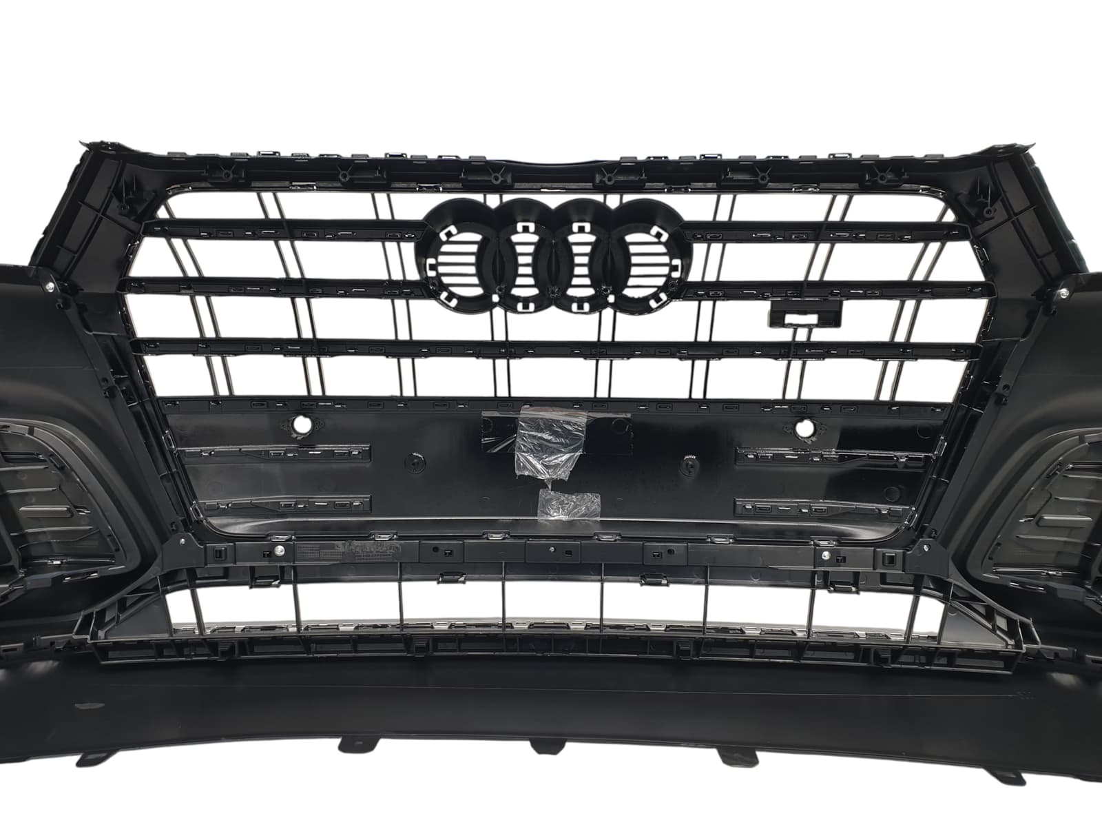 Передній бампер (S-Line) V2 на Audi Q5 80A 2016-2020 року 5