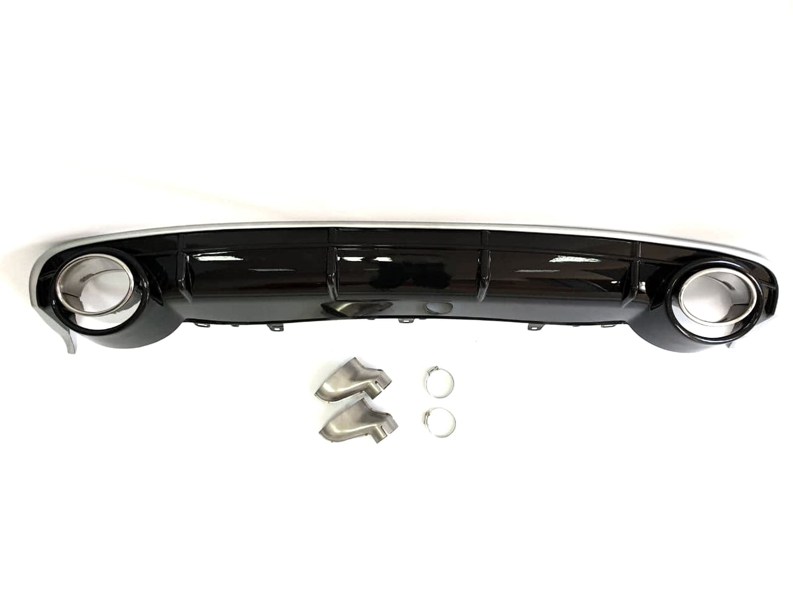 Дифузор (заднього бампера) Black Silver / Chrome Pipe (в стилі RS6) на Audi A6 C7 2014-2018 року