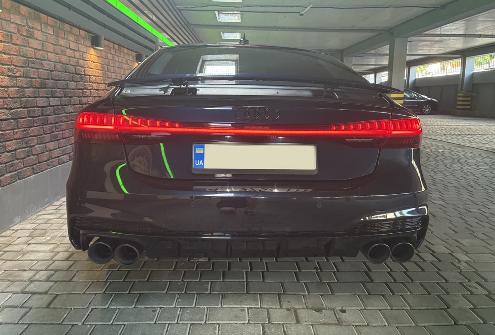 Дифузор (заднього бампера) Full Black / Black Pipe (в стилі S7) S-Line на Audi A7 4K 2017-2023 року 6