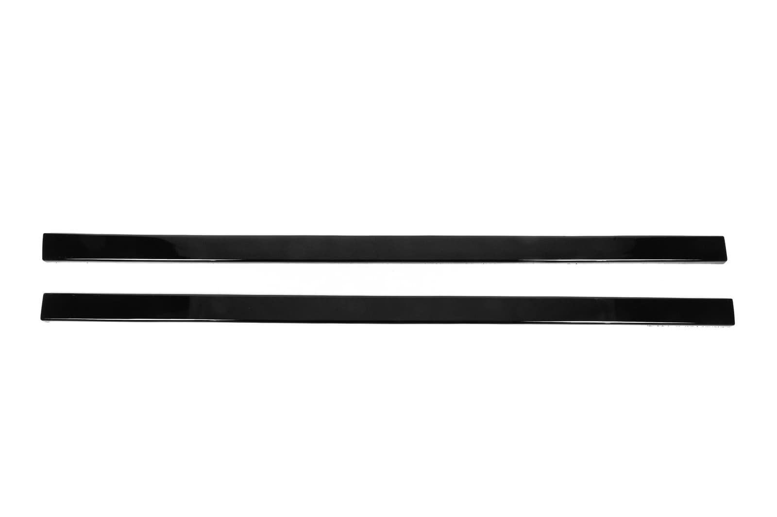 Універсальна накладки на бокові пороги Lower Lip Black (чорний глянець)