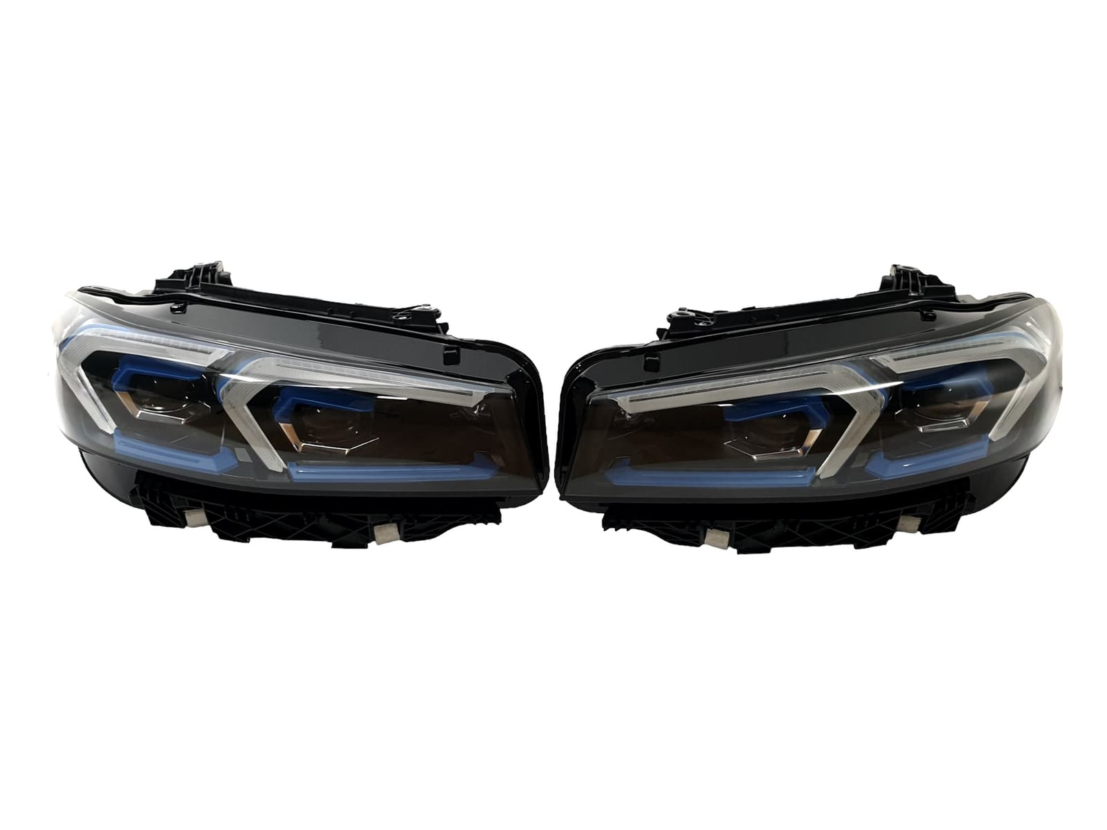 Передні фари Laser (апгрейд в LCI) на BMW 3 Series G20 / G21 2018-2022 року