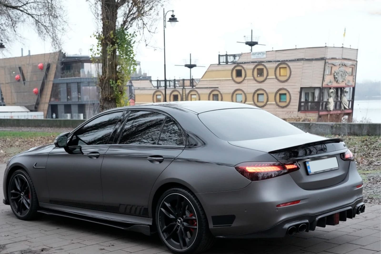 Накладки на передні крила (для AMG-Line 2017-2019, Карбон) 4
