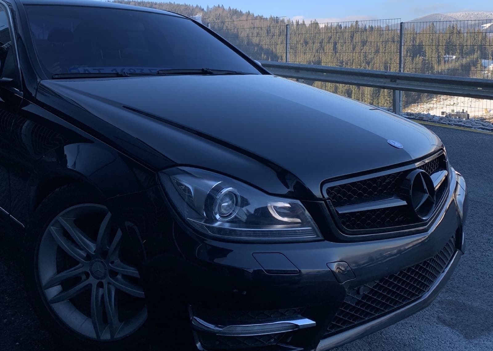 Решітка радіатора ALL Black SL на Mercedes-Benz C-Class W204 2007-2014 року 4