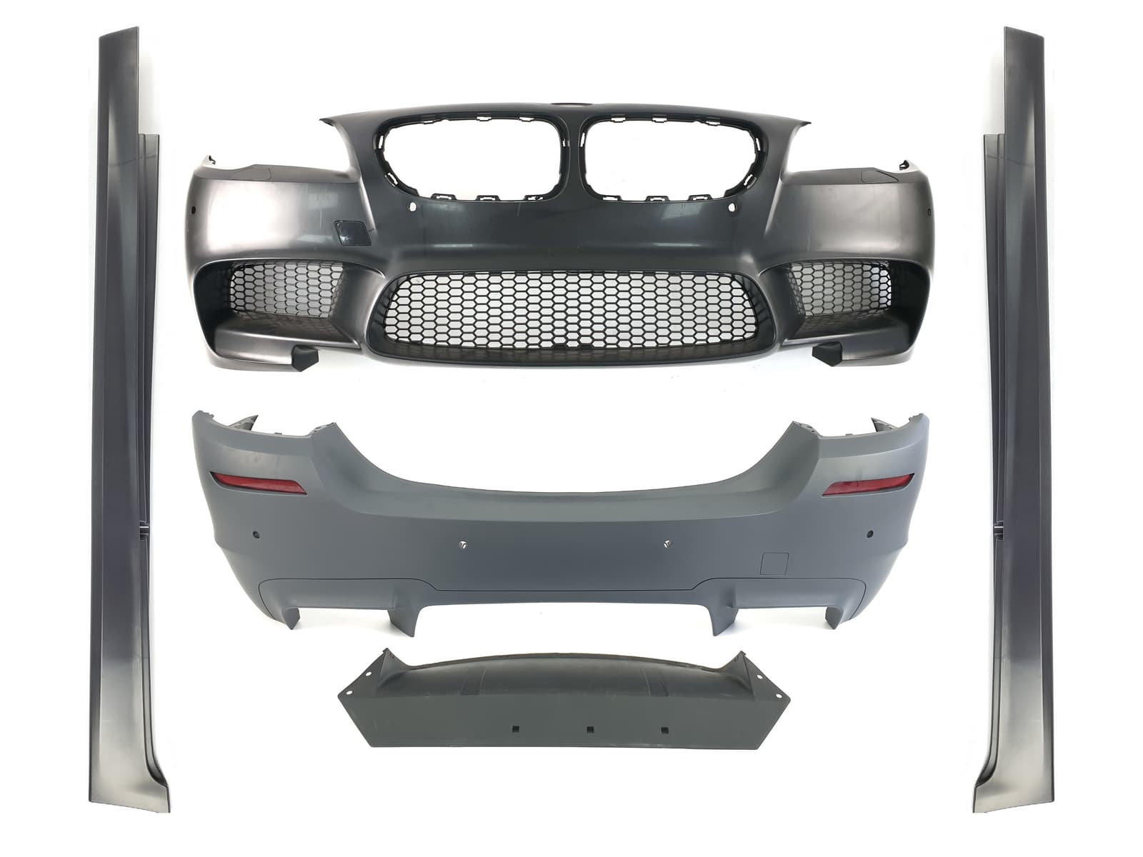 Комплект обвісів (стиль M5) на BMW 5 Series F10 / F11 2010-2017 року