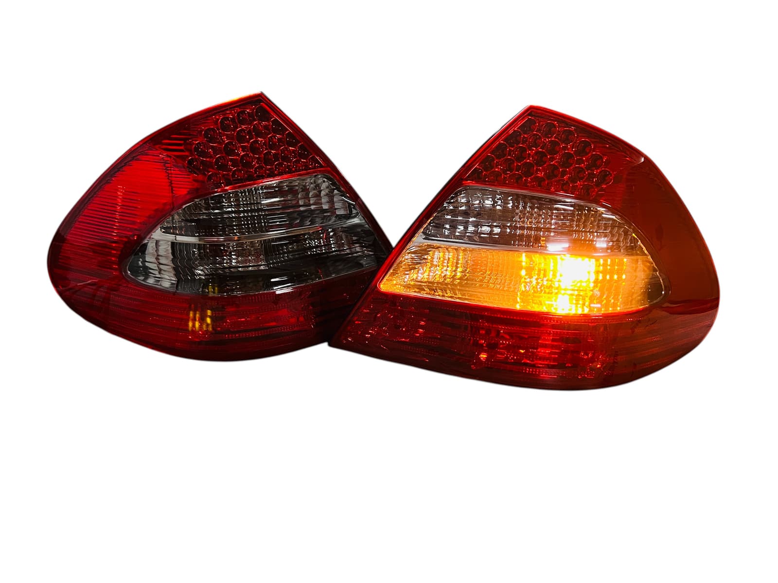 Задні ліхтарі (Avantgarde) Стопи на Mercedes-Benz E-Class W211 2007-2009 року 4