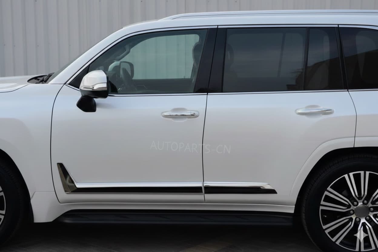 Молдинги чорні F-Sport білі+чорне (4 шт, ABS) 3