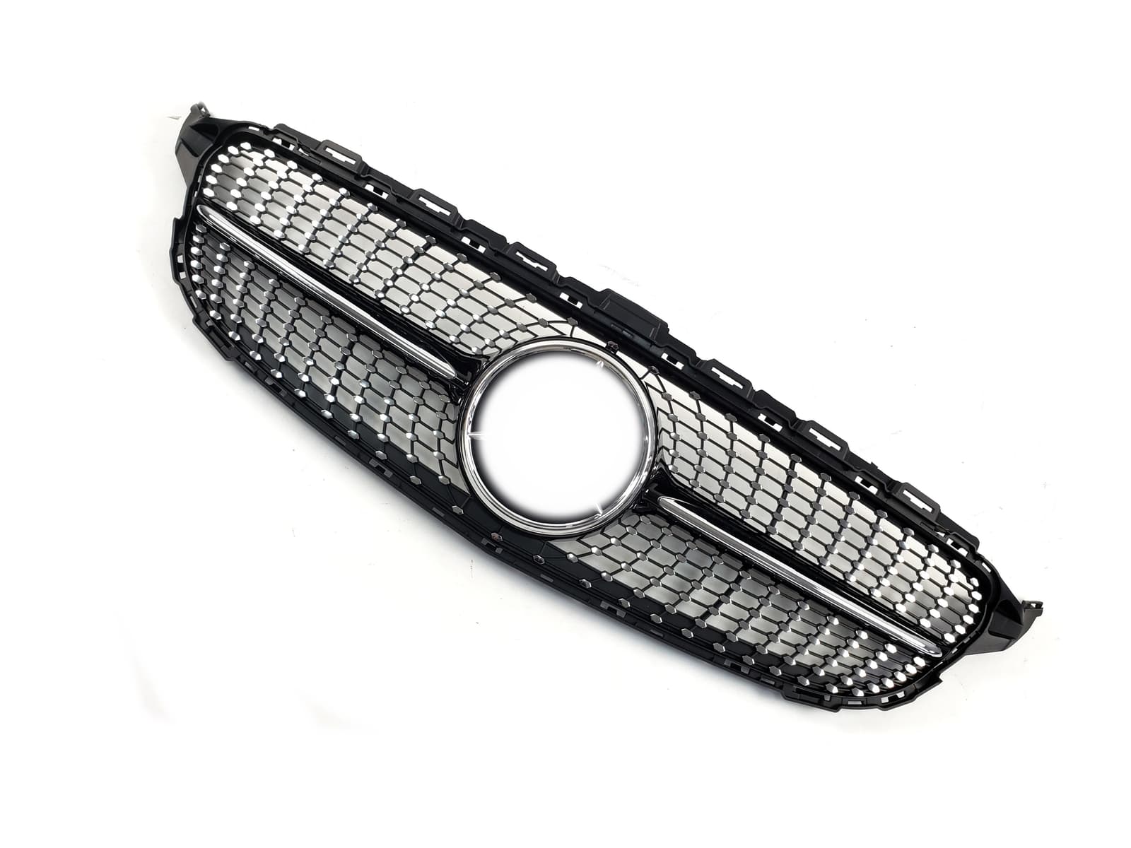 Решітка радіатора Diamond Black (без місця під камеру) на Mercedes-Benz C-Class W205 2014-2018 року 3