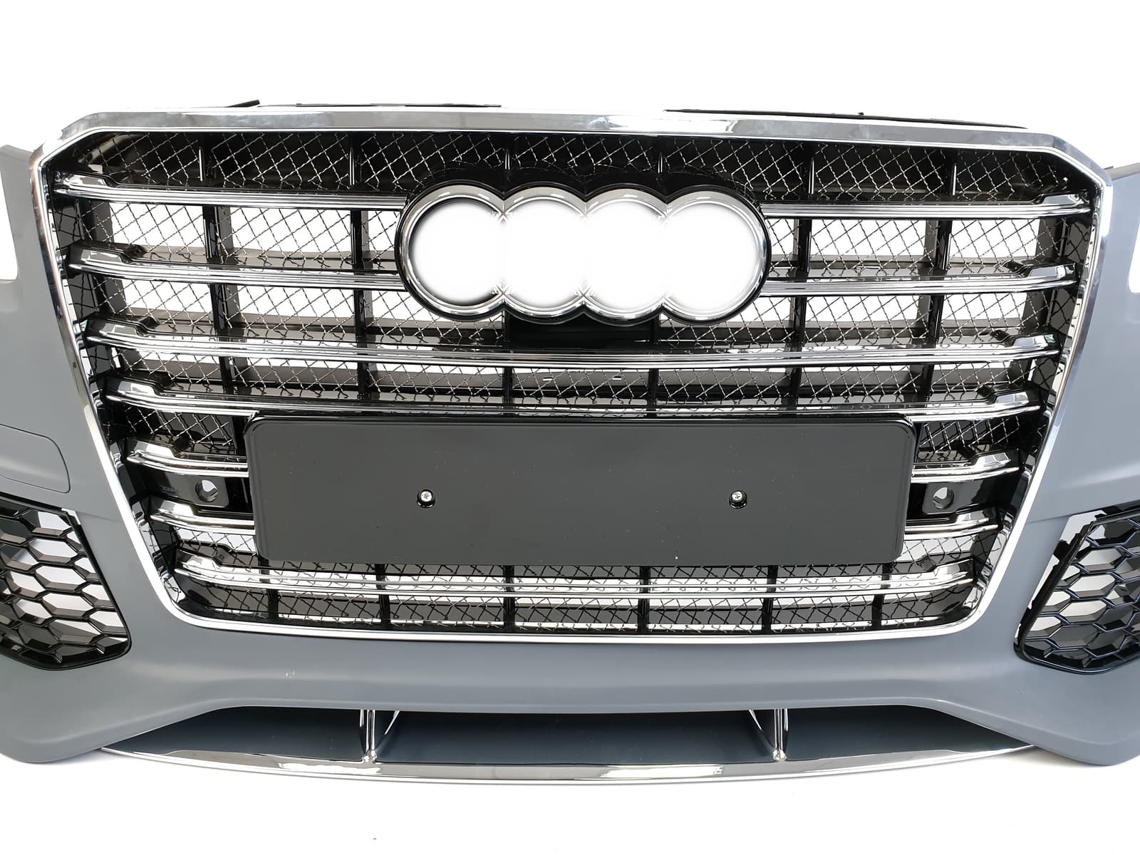Передній бампер (з решіткою в стилі W12) CB на Audi A8 D4 2014-2017 року 3