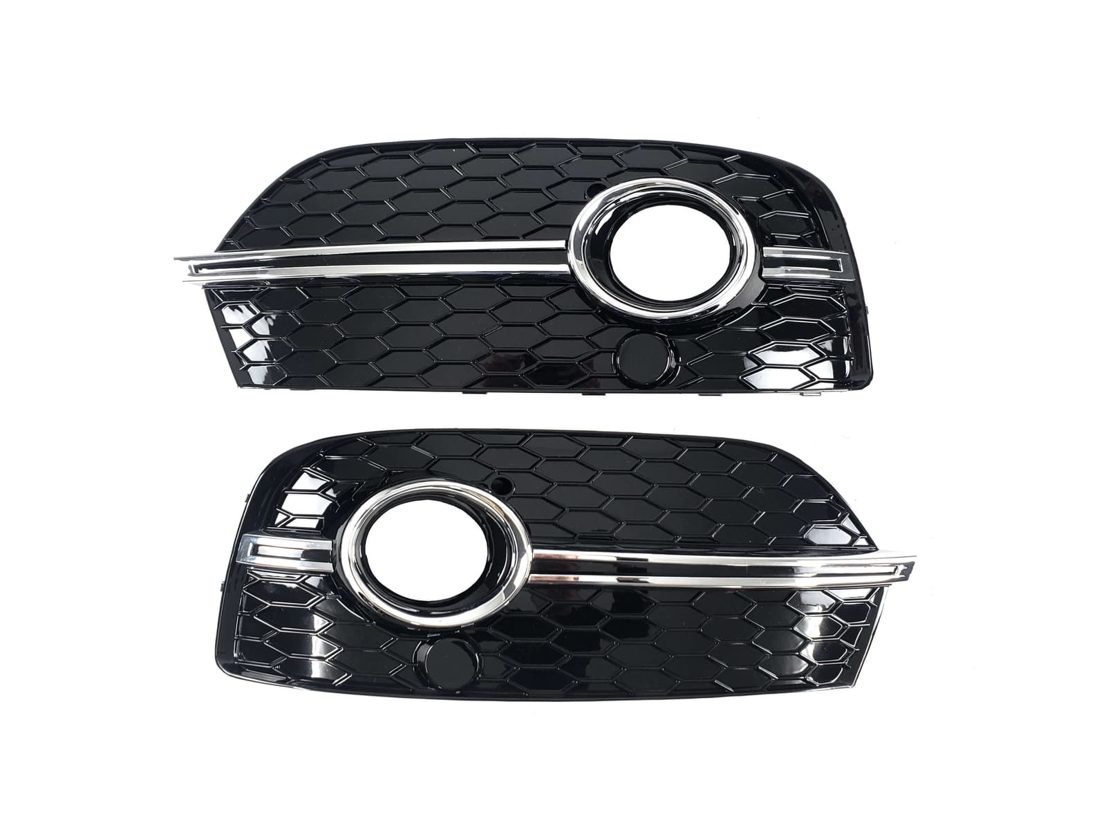 Решітки в бампер Chrome Black (стиль RSQ3 під туманки) на Audi Q3 8U 2011-2014 року