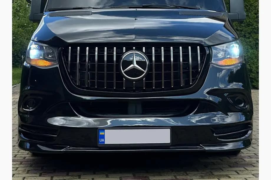 Передня решітка Panamericana GT Chrome Premium V2 (З рамкою)