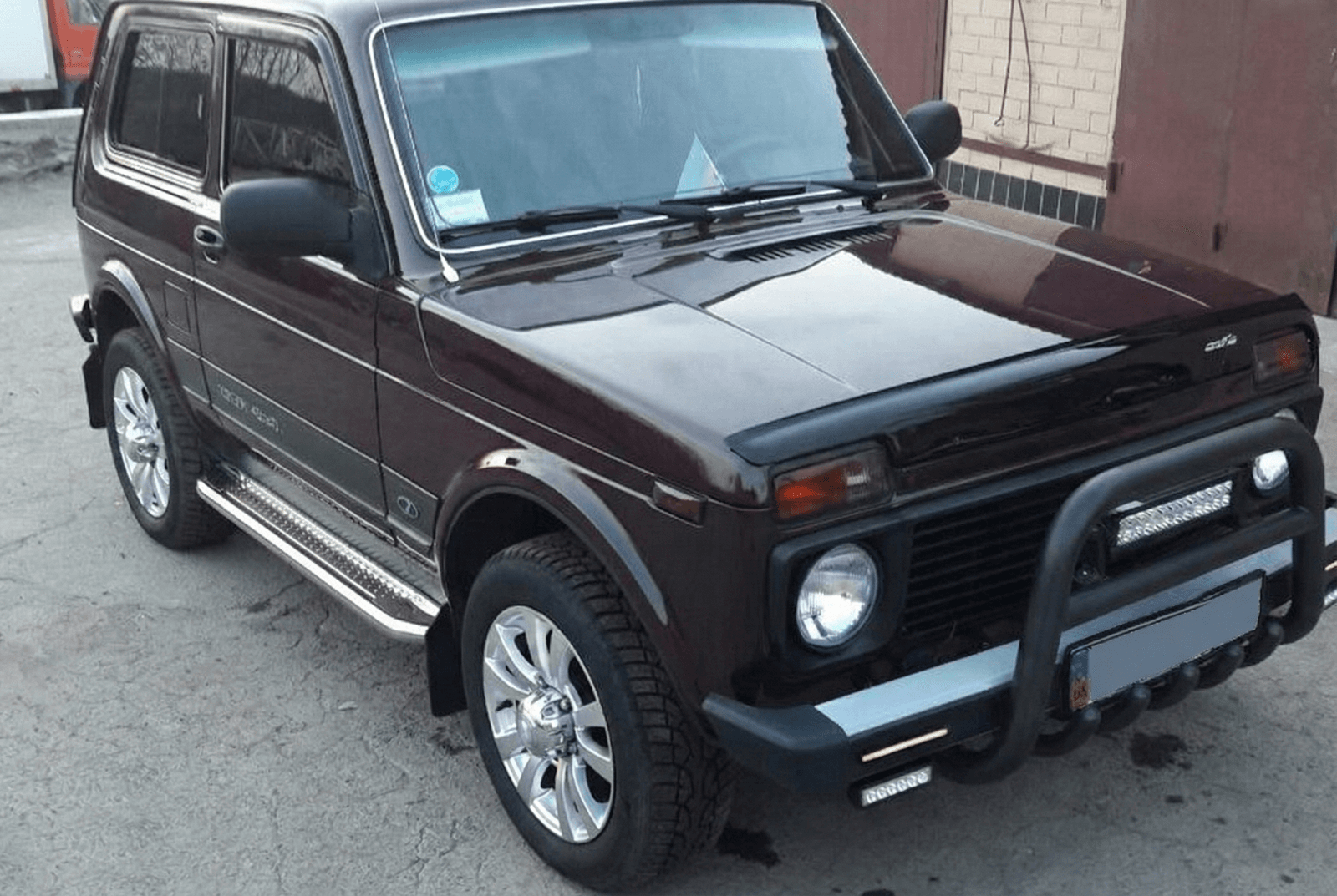Кенгурятник QT006 Black (нерж.)