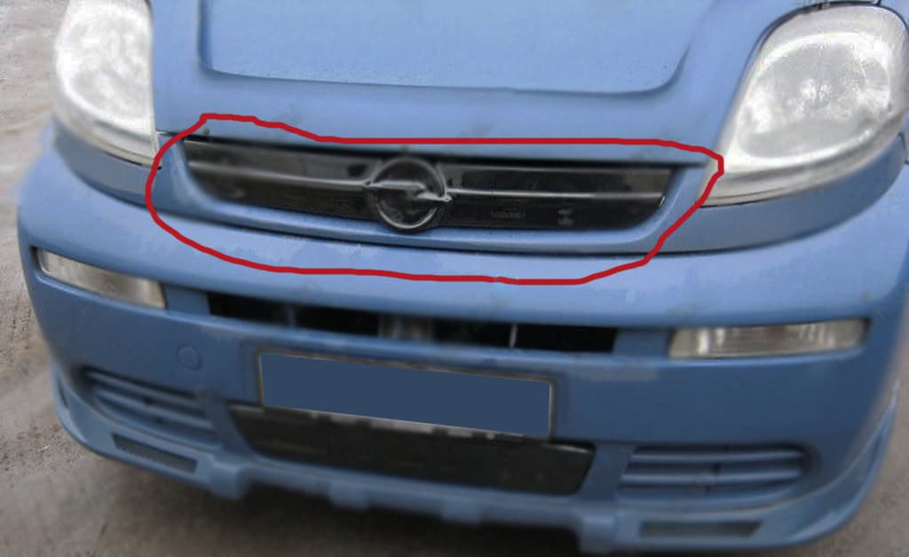 Зимова накладка на решітку 2001-2007 (верхня) Глянцева