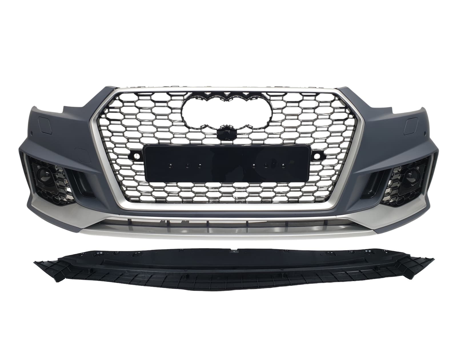 Передній бампер (в стилі RS4 під радари V4) на Audi A4 B9 2015-2019 року