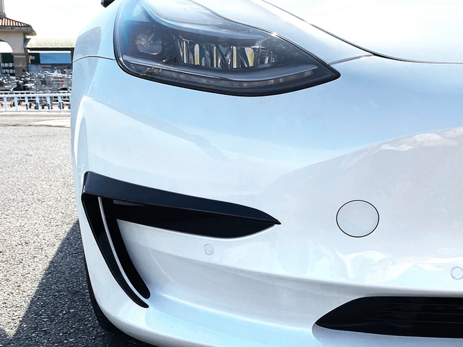 Накладки на протитуманні фари для Tesla Model 3 2017-2024 ABS пластик, колір чорний глянець 2
