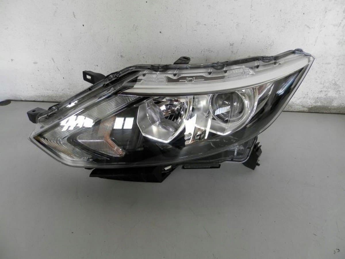 Фара ліва Nissan Qashqai 13-16 / Rogue sport 14-19