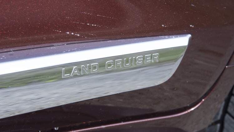 Молдінги на двері Toyota Land Cruiser 200 2007-2021 дизайн в стилі рестайлінг 2016+ хромовані 5