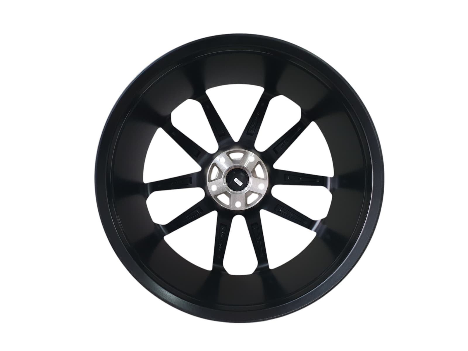R22 Satin Black (різноширокі) Диски на Porsche Cayenne 958 2010-2014 року 3