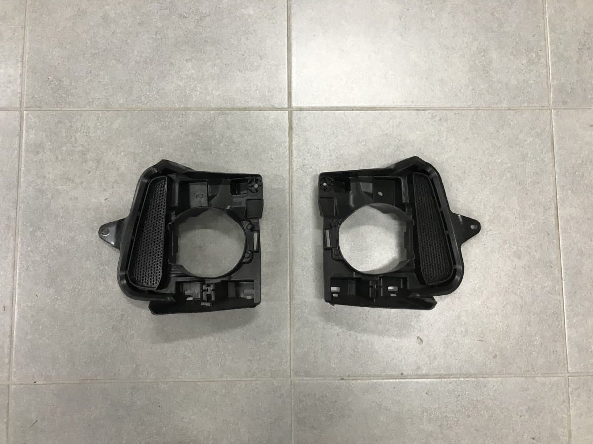Кріплення передніх ПТФ 5271260020 / 5271160050 Lexus LX 570 2012-2015