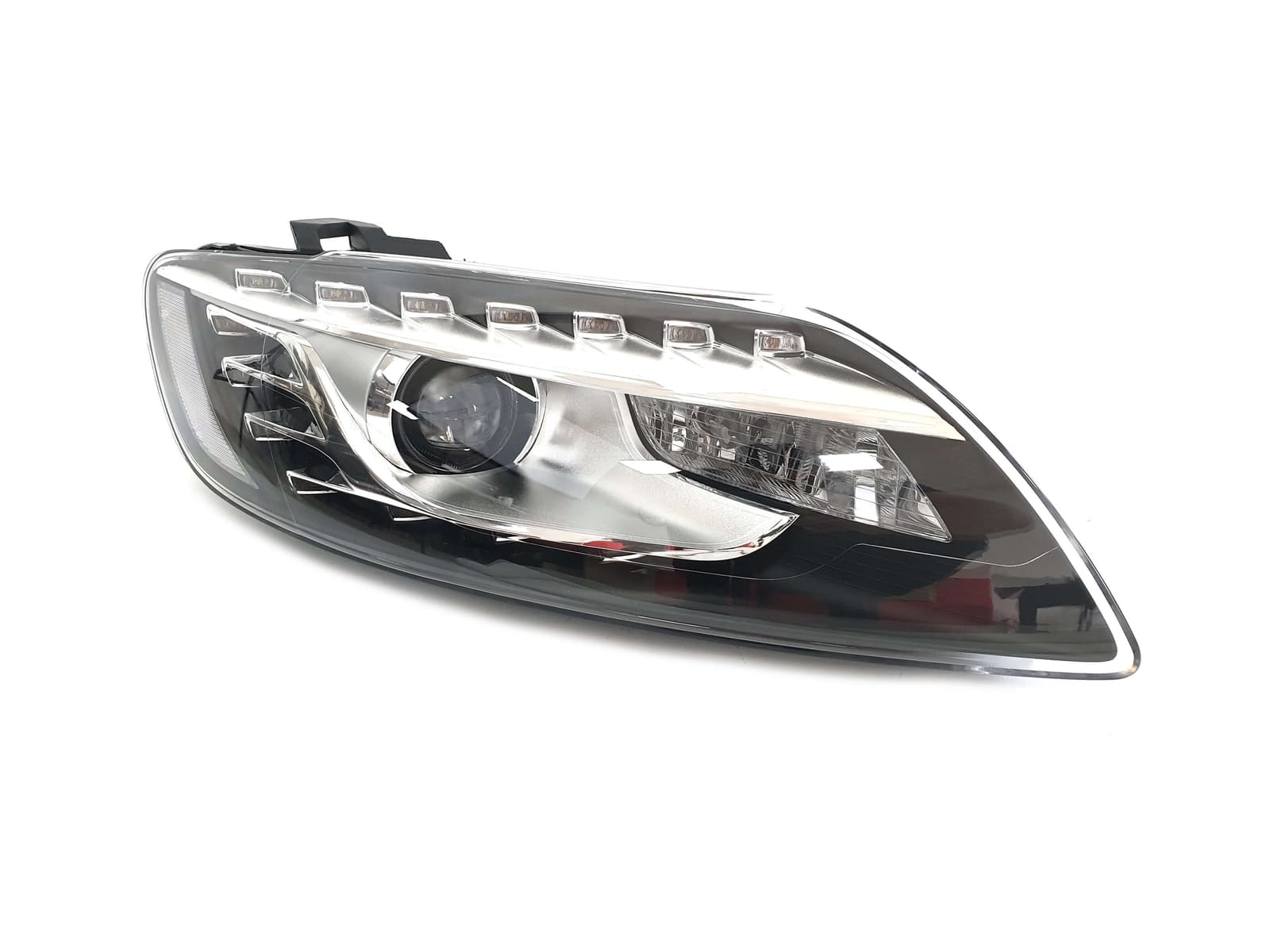 Передні фари (Bi-Xenon Adaptive Европа) комплектні на Audi Q7 4L 2005-2015 року 2