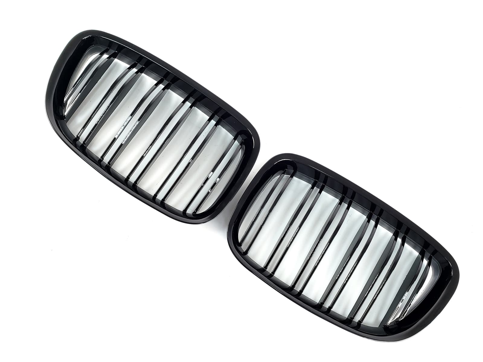 Ніздрі Чорний глянець (Подвійні M-Look) на BMW 5 Series (GT) F07 2009-2017 року 2